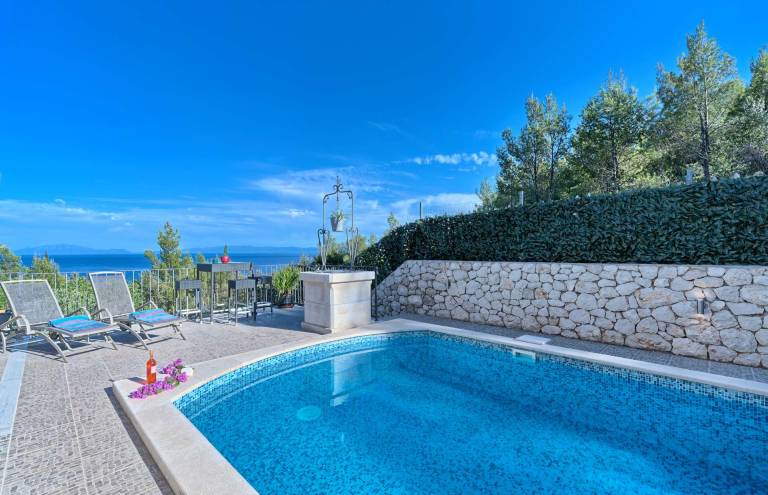 Villa Breeze - with stunning views and pool on Hvar by MyWaycation — photo 3