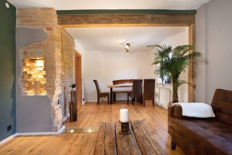 Child-friendly vacation home with yard, patio & fast internet | Garden view | Perfect for remote work | Dogs allowed — photo 4