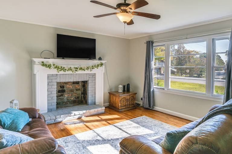 Cottage  Greenville