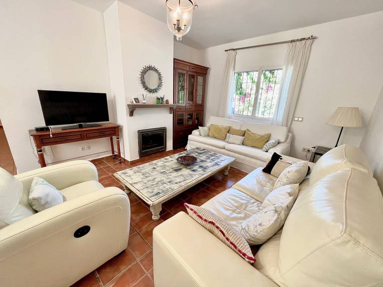 Villa 'Cerca De Puerto Banús' with Private Pool, Wi-Fi and Air Conditioning — photo 2