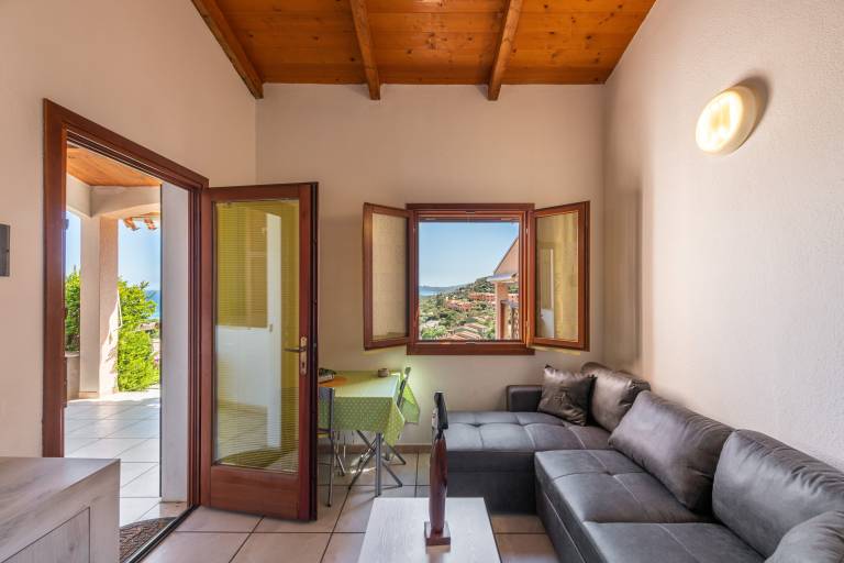 Villa "Birgit" with Sea View, Mountain View, Air Conditioning & Terrace — photo 5