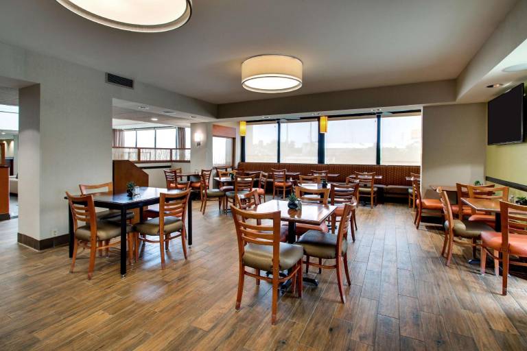 Drury Inn and Suites Bowling Green — photo 5