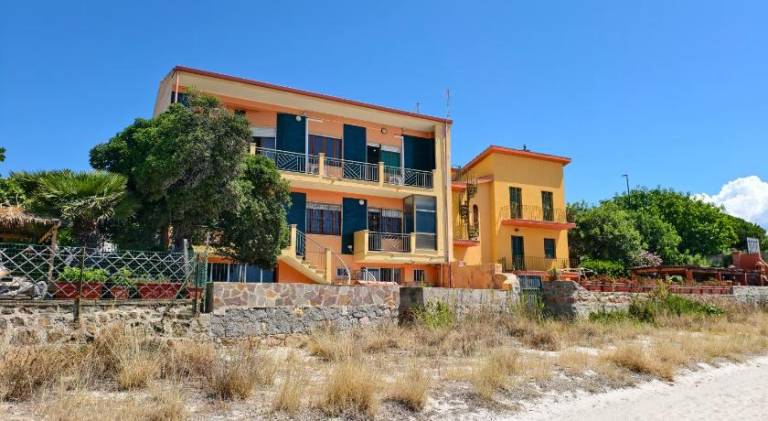 Villa with 4 rooms for 8 persons in Cagli