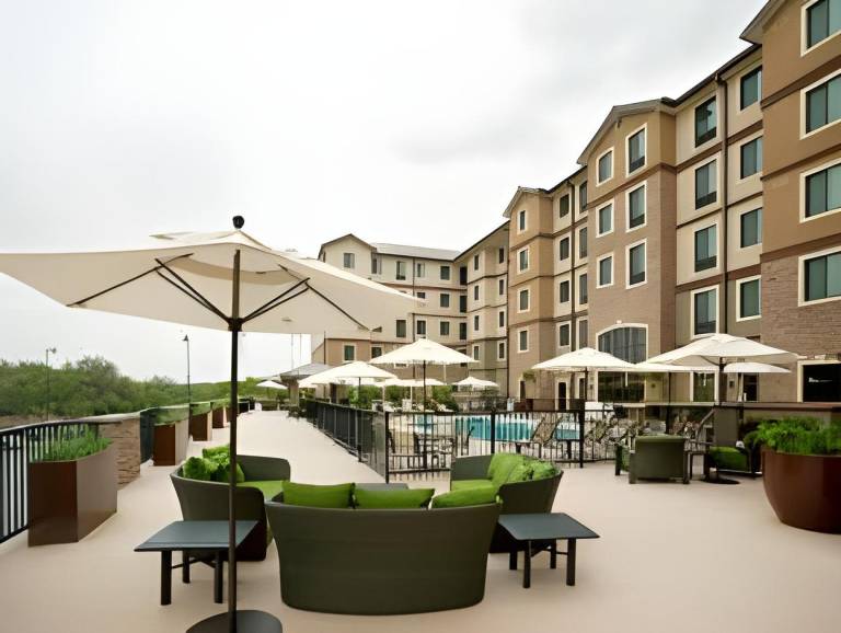 Staybridge Suites Bowling Green By IHG — photo 4
