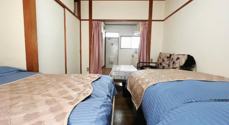 Rental apartment with jacuzzi — photo 2