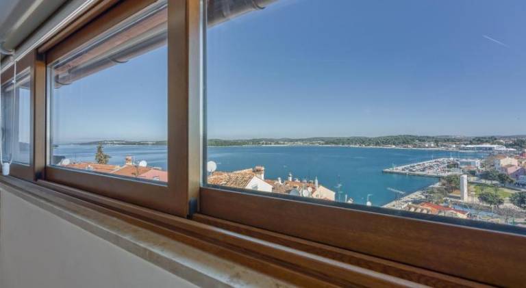 Holiday apartment with 2 rooms for 5 persons in Rovinj