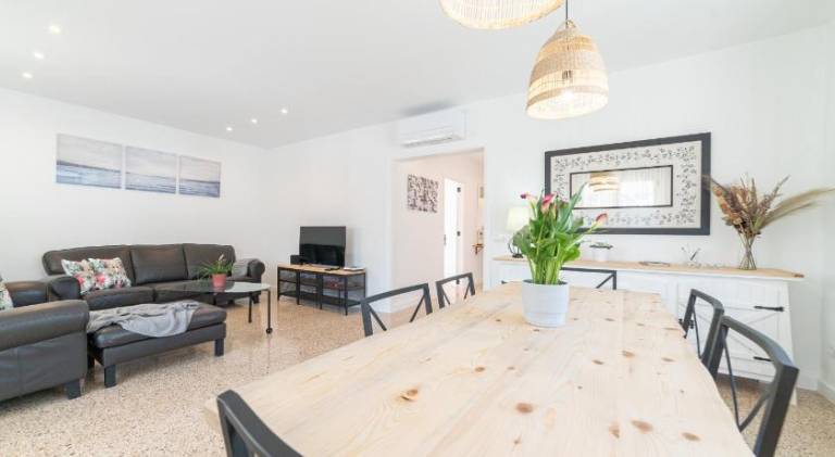 Apartment with 3 rooms for 6 persons in Capdepera