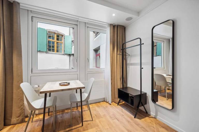 Aparthotel  Basilea