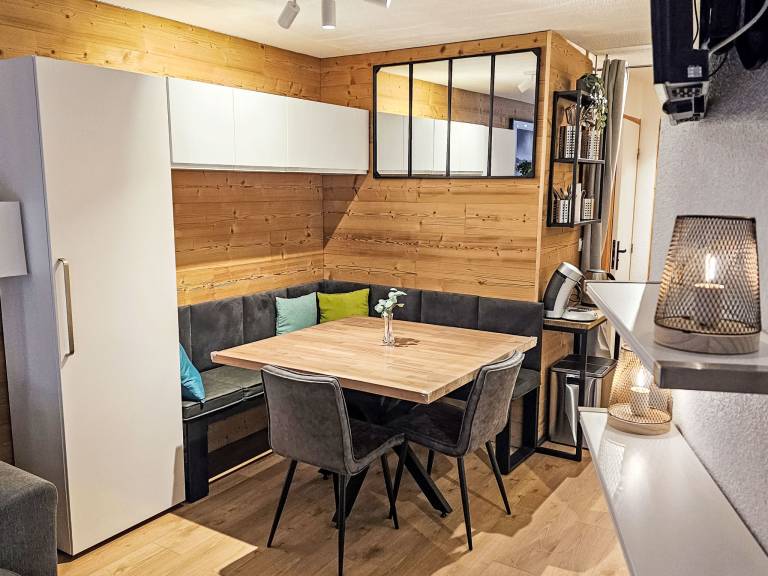 Child-friendly apartment with sauna & hot tub | Mountain view | Ski nearby | Pets are welcome — photo 4