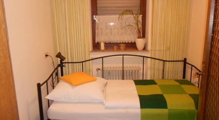 Rental apartment with 2 rooms for 5 persons — photo 2