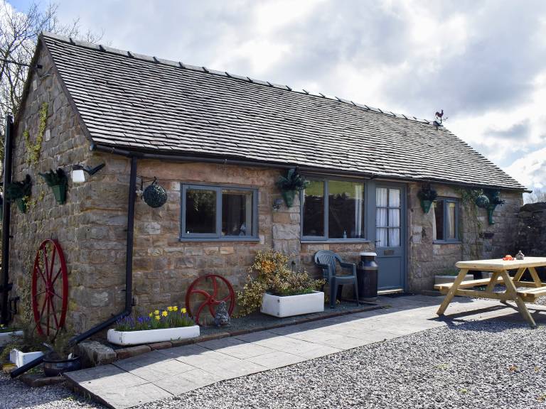 Cottage with 1 room for 4 persons in Stafford