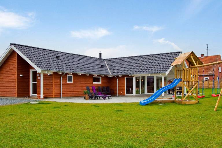 House with sauna, terrace & barbeque in Sønderborg