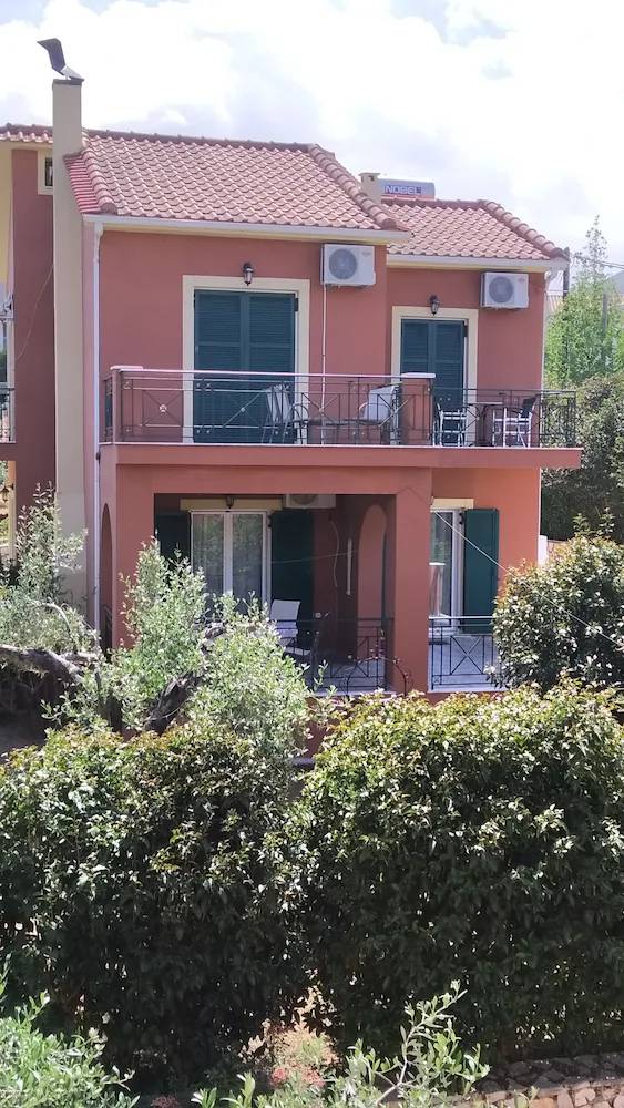House  Karavomylos