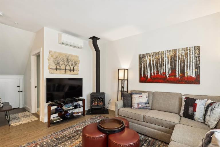 Condo Stowe