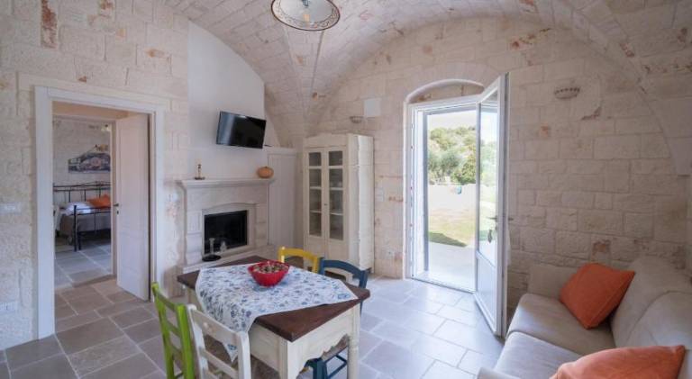 Lodge with pool & yard | Suitable for remote work — photo 2