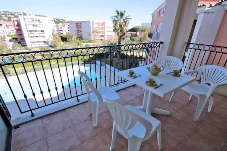 Rental apartment with terrace & pool | Beach nearby | Pets are welcome — photo 2