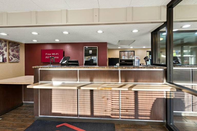 Red Roof Inn Cleveland - Independence — photo 5