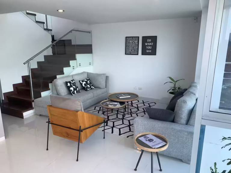 Condo Pereira