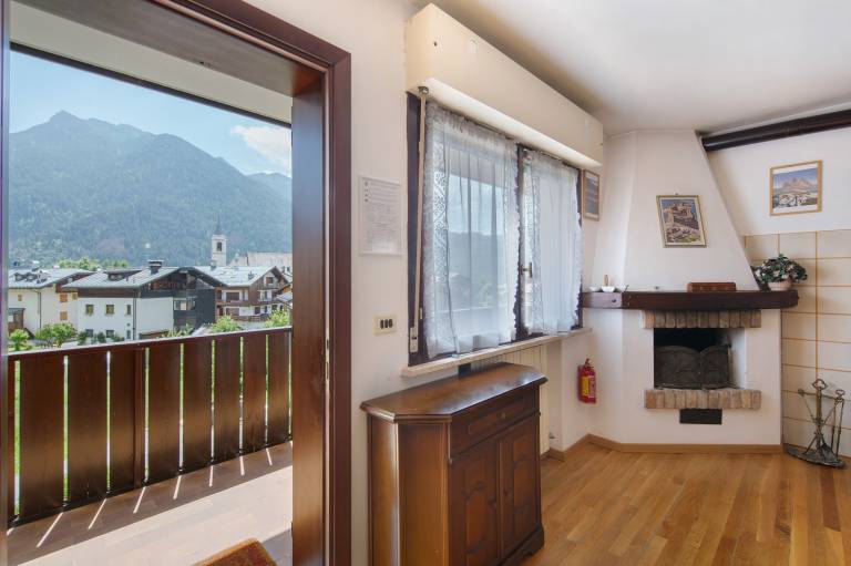 Apartment 'Casa Gloria A Vinigo' with Mountain View, Private Terrace and Wi-Fi — photo 4