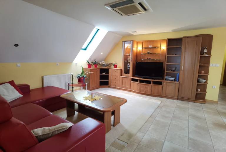 Apartma  Nova Štifta