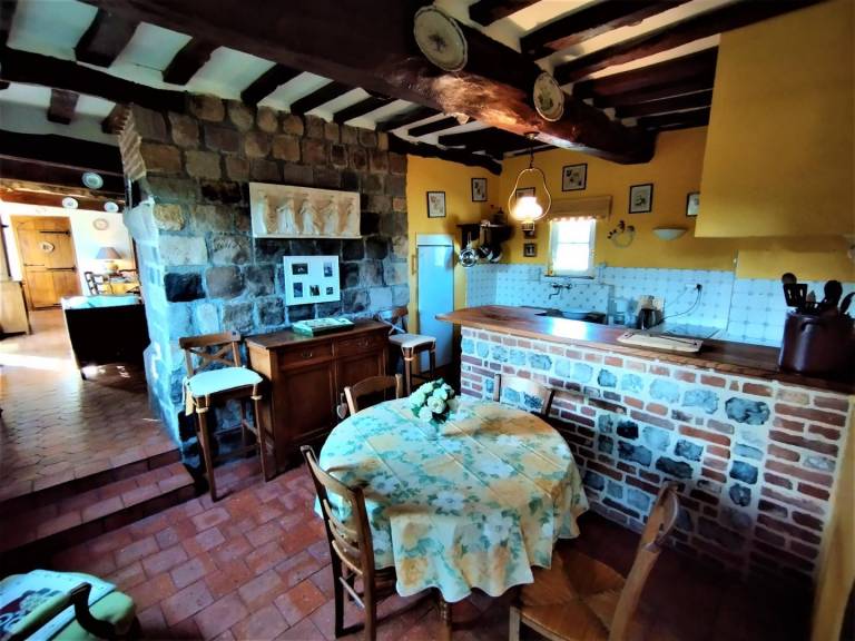 Gite with terrace, grill & garden — photo 4
