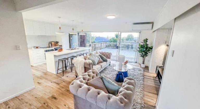 Vacation home with 6 rooms for 12 persons in Auckland