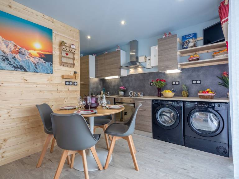 Rental apartment with grill, terrace & garden | Mountain view in Fontcouverte-la-Toussuire