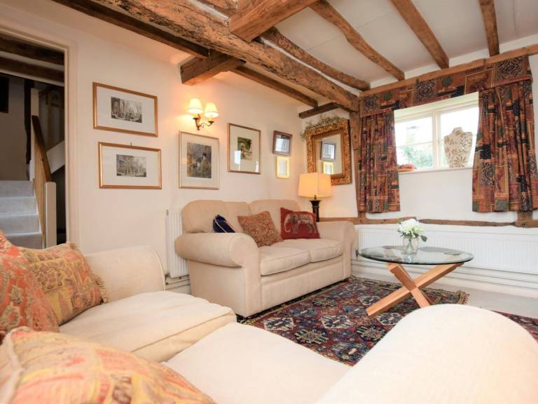 Cottage with jacuzzi | Pets allowed — photo 5