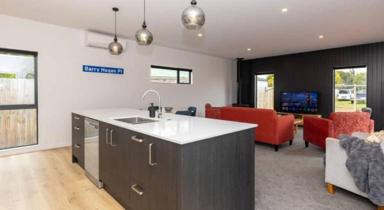 165 m&sup2; Ferienhaus