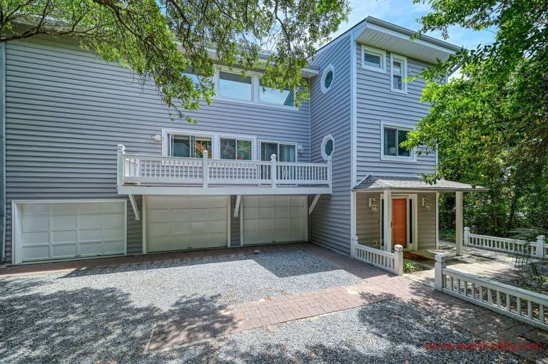 House  Topsail Beach