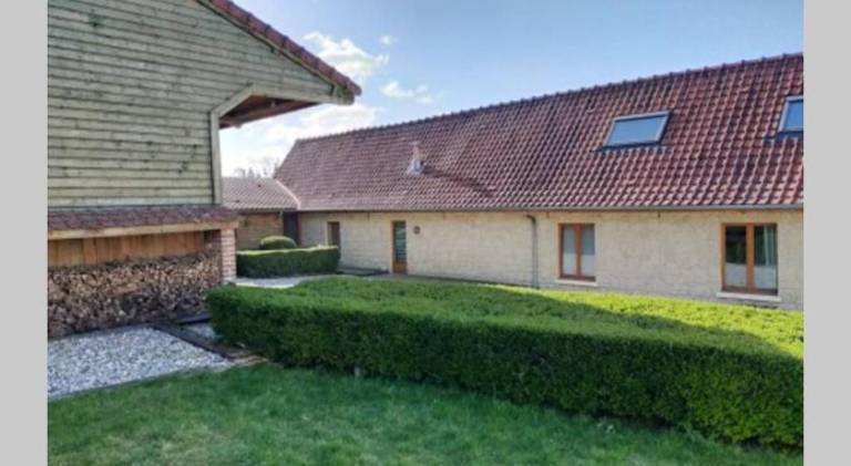 Nice house | Dogs allowed in Montreuil