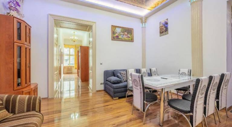 Holiday apartment | Near Prague astronomical clock — photo 3