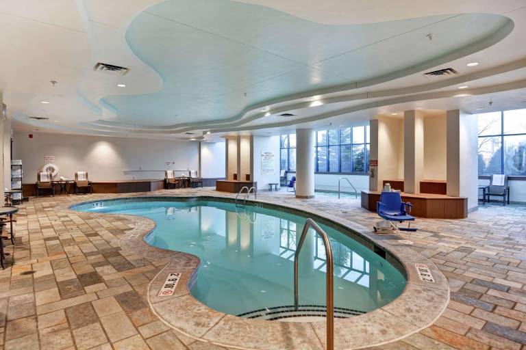 Embassy Suites by Hilton Minneapolis Airport — photo 4
