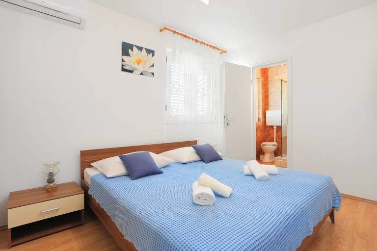 Privatzimmer Kaštel Novi