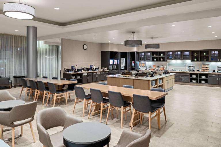 Homewood Suites by Hilton Anaheim Resort - Convention Center — photo 3
