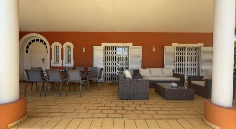 Vacation home with pool — photo 5
