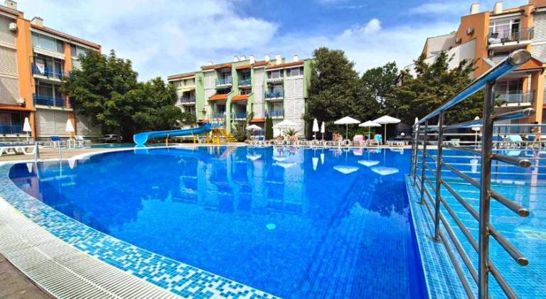 Charming rental apartment with pool | Close to the beach | Pets are welcome — photo 3