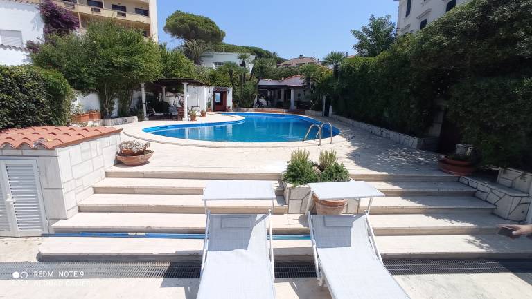 Villa with private pool — photo 4