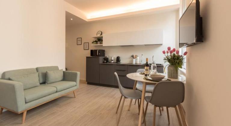 Pleasant apartment | Next to Two Towers | Pets allowed in Taverna