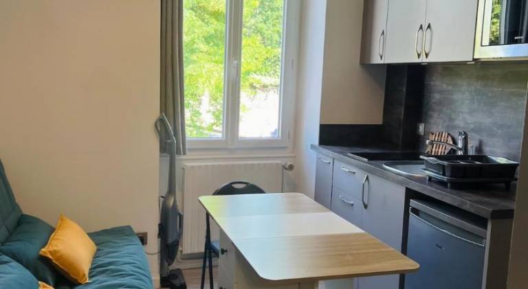 Rental apartment with 1 room for 2 persons in Aix-les-Bains