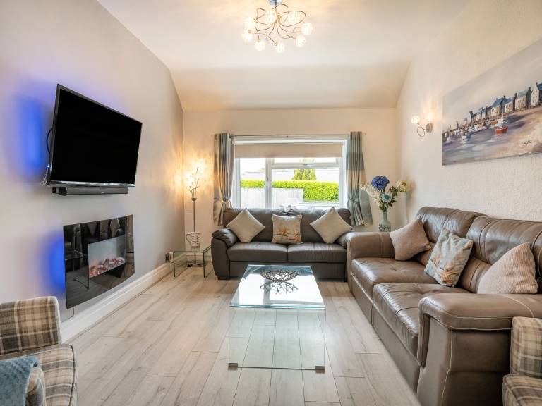 Cottage with barbecue & garden | Beach view — photo 4