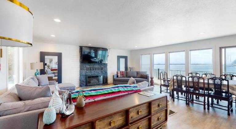 Beautiful house | Pet-friendly in Tillamook, OR