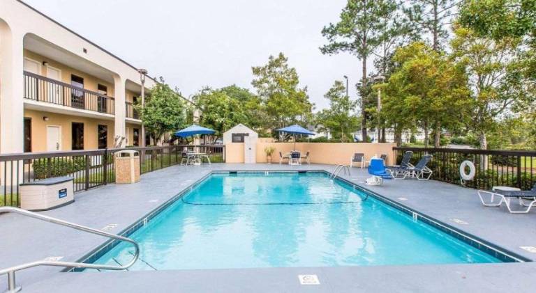 Quality Inn At the Mall - Valdosta — photo 2