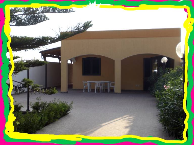 Villa with yard — photo 3