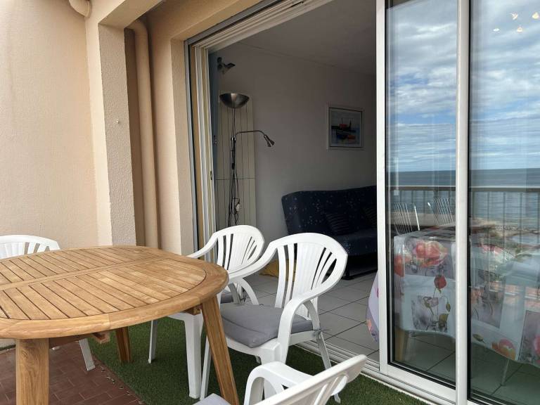 Lovely rental apartment | Next to the beach | Pets are welcome — photo 2