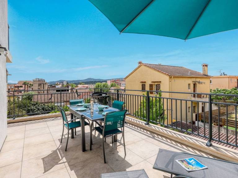 Holiday apartment with barbeque — photo 2