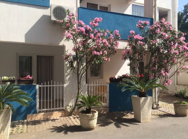Ferienwohnung in Bečići, Pržno f&uuml;r max. 4 Personen