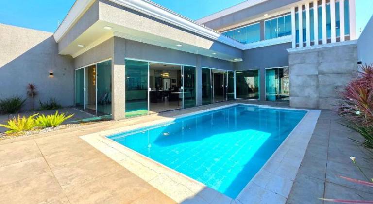 Pleasant vacation home with pool | Dogs allowed in Sao Roque