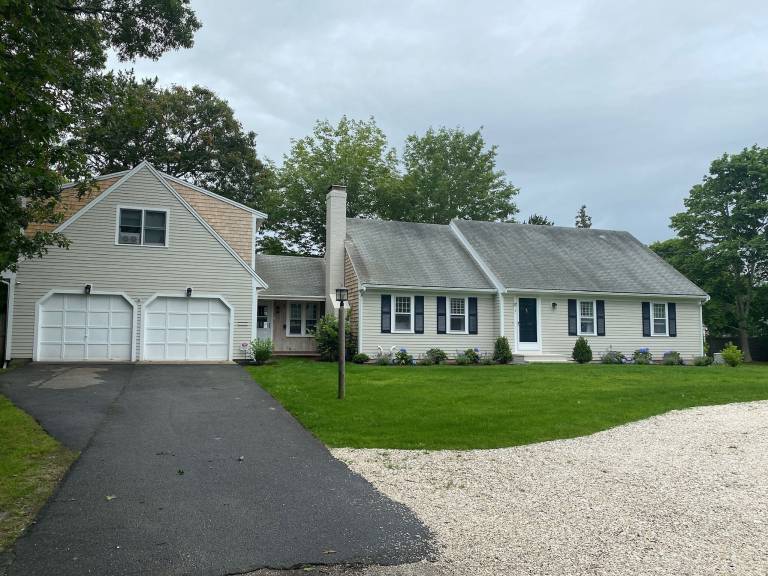 House West Yarmouth