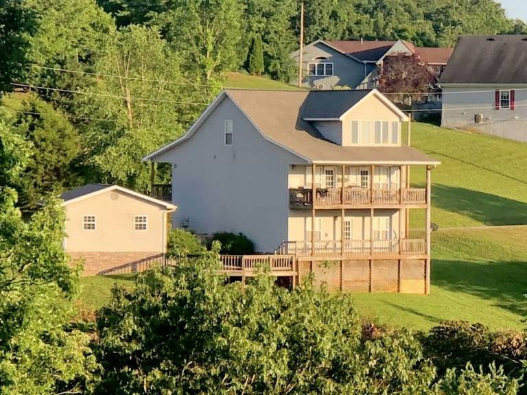 House Byrdstown